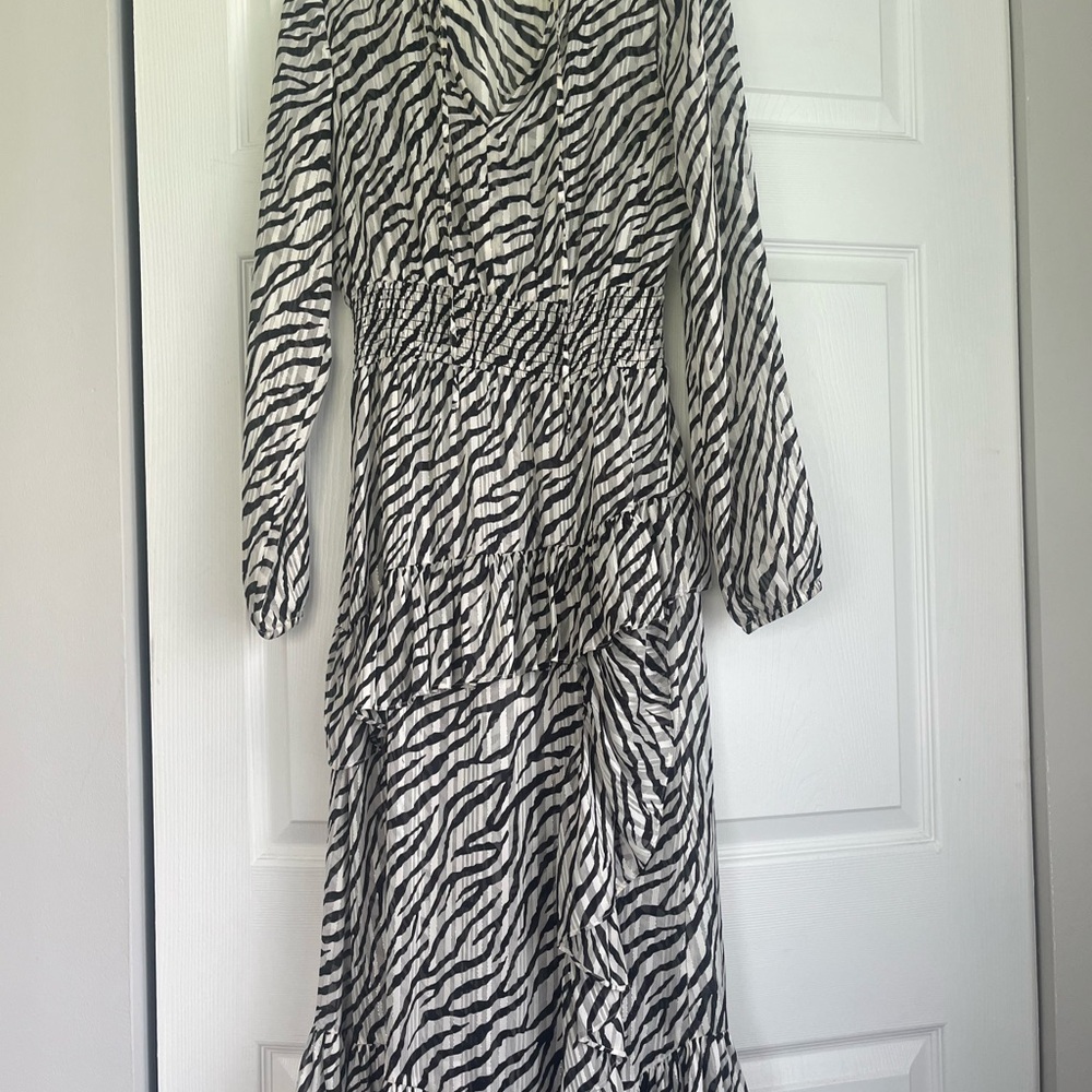 Maje Black and White Zebra-Print Long Sleeve Tiered Dress